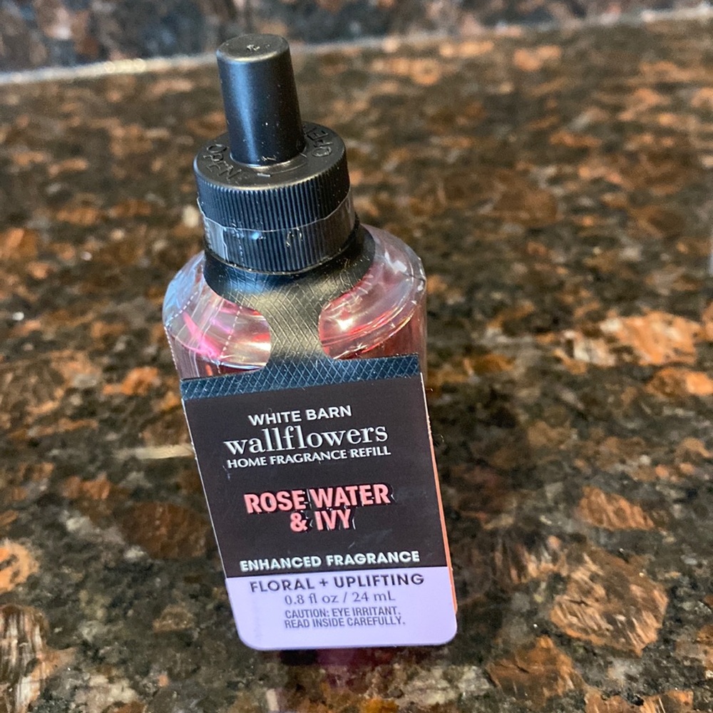 BBW Wallflower Refill - Rose Water and Ivy